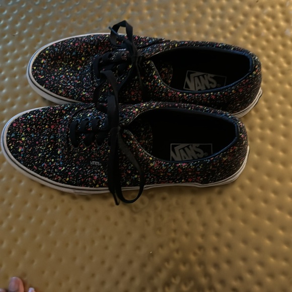 Confetti Party Vans - Picture 5 of 5